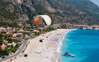 رحلة الى فتحية بالطائرة